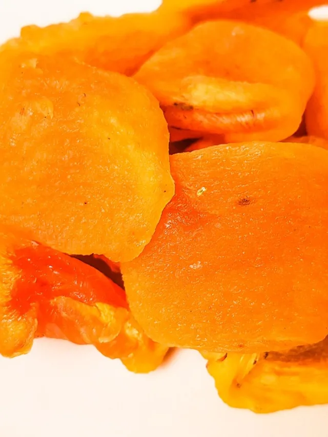 Different types of Dried Persimmon